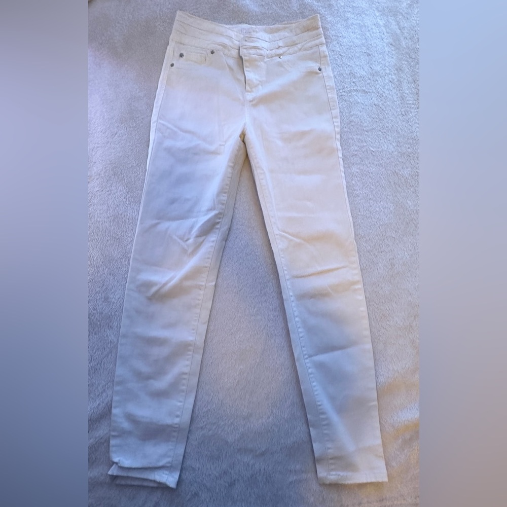 Celebrity pink NWOT jeans